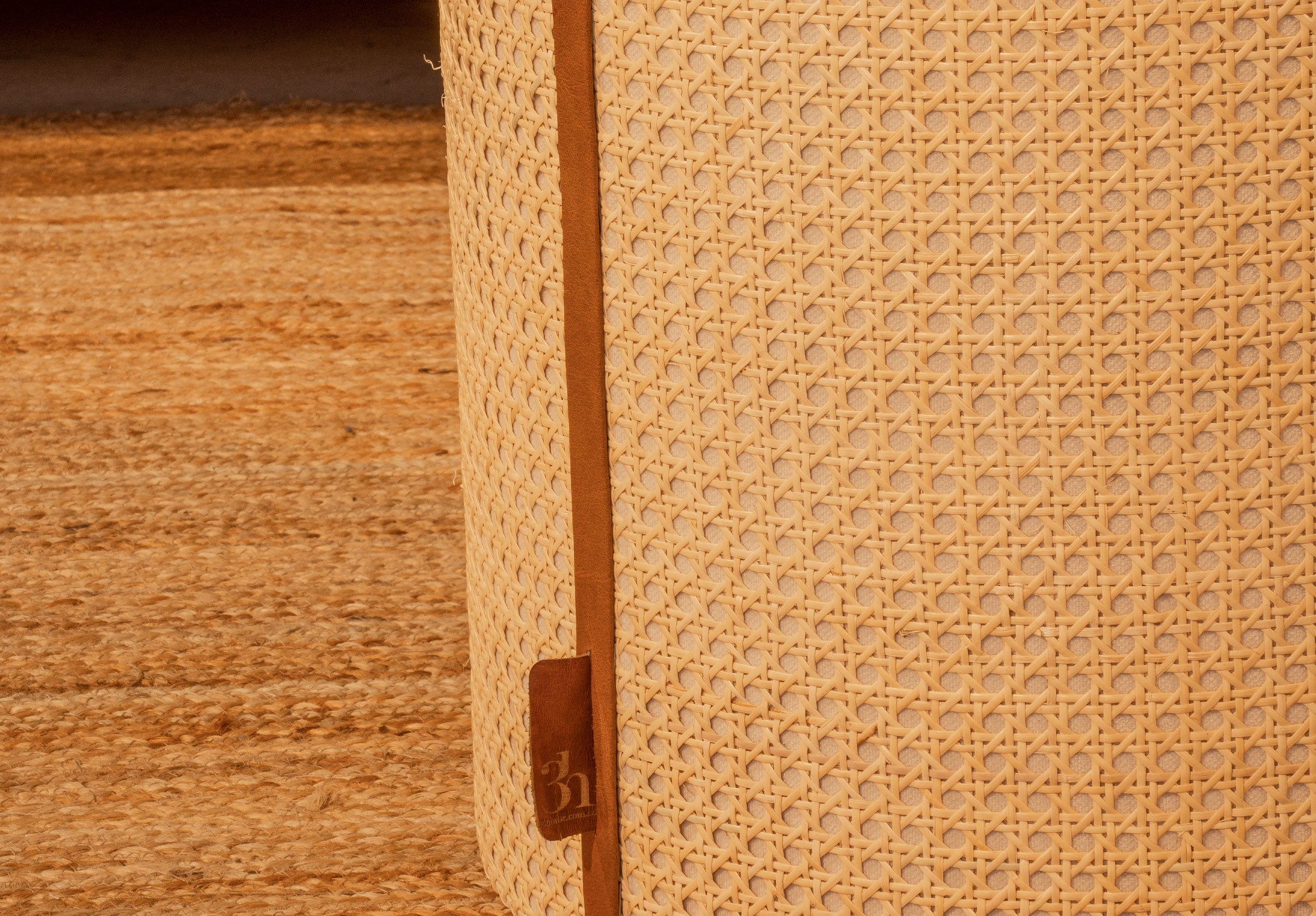 Mesa Auxiliar Modena Esterilla