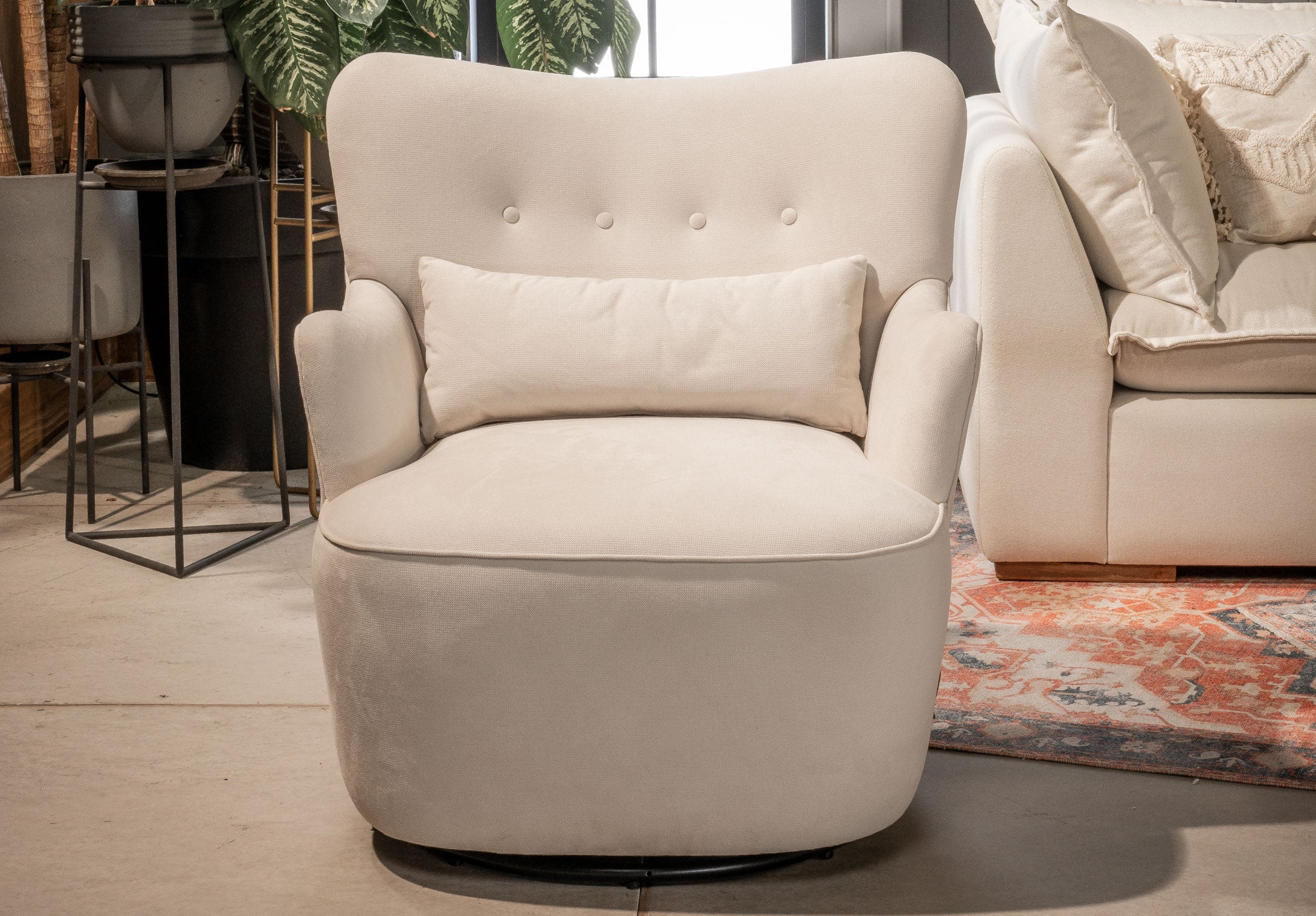 Poltrona Giratoria Madonna Cozy con Brazos Tela y Cuero