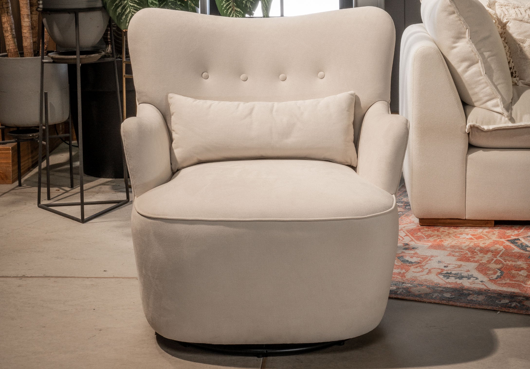 Poltrona Giratoria Madonna Cozy con Brazos Tela y Cuero