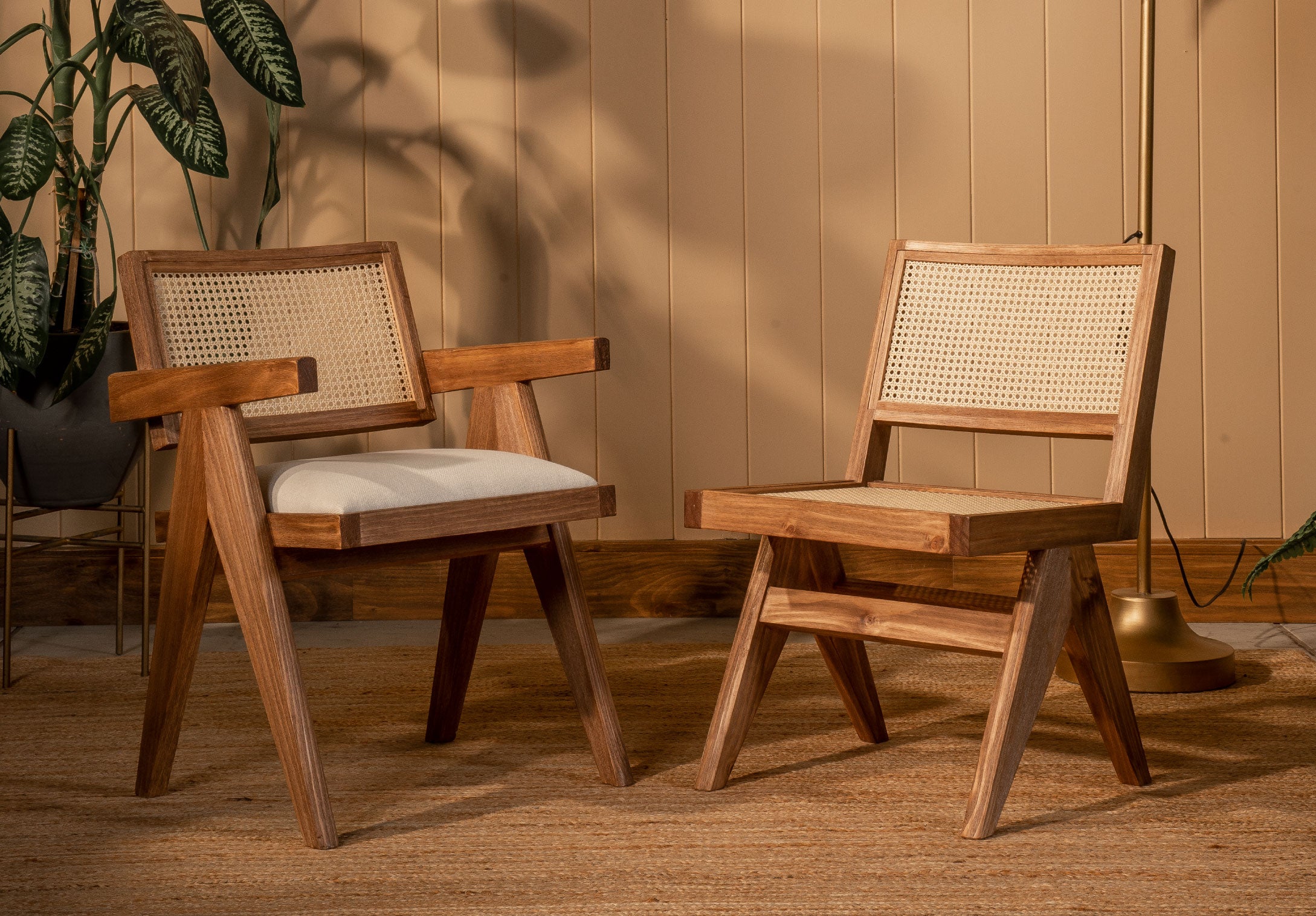 Silla Lyon Esterilla y Tela