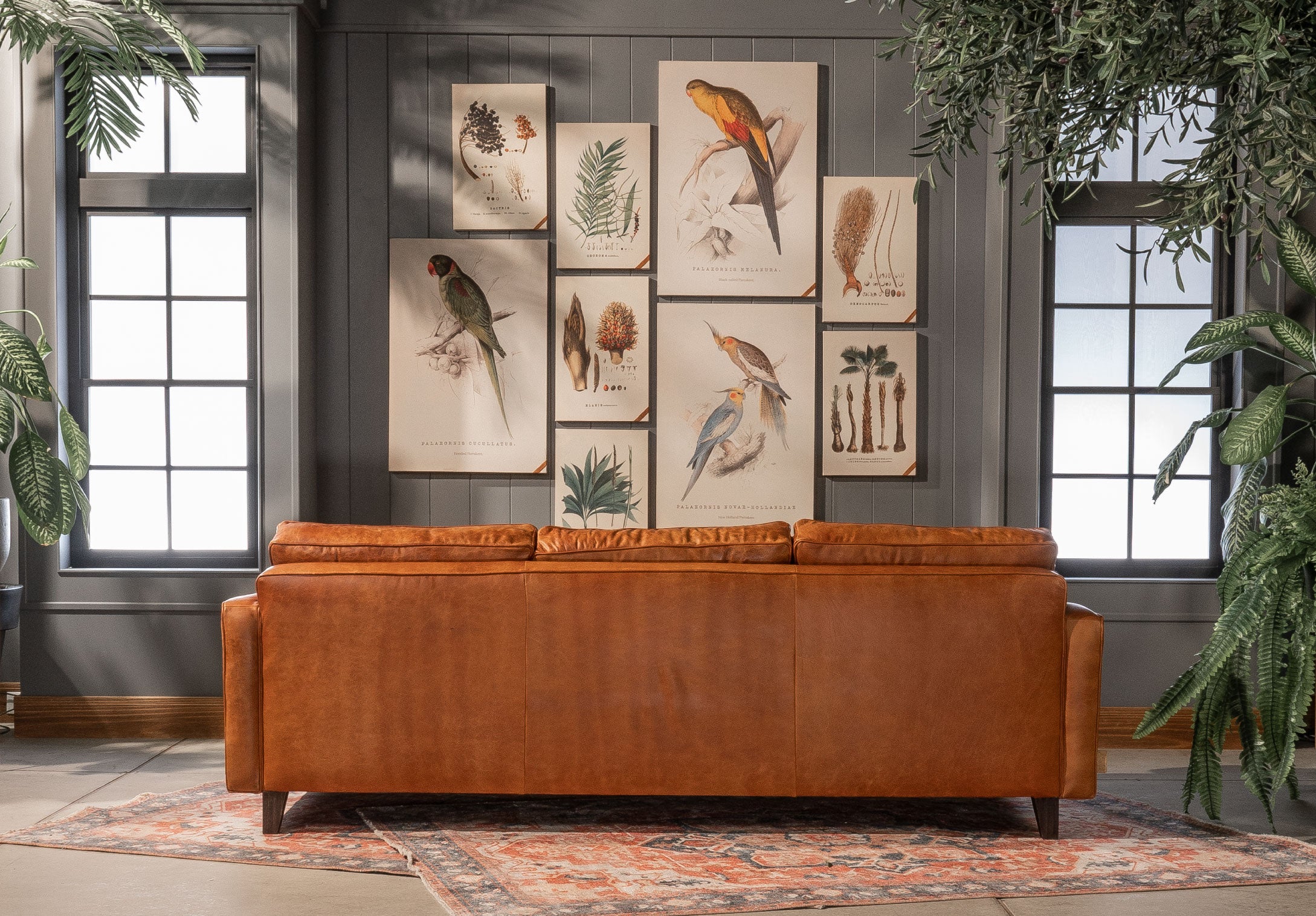 Sofá Bolonia Cuero Miel - Madera Natural - 200 cm Ancho.