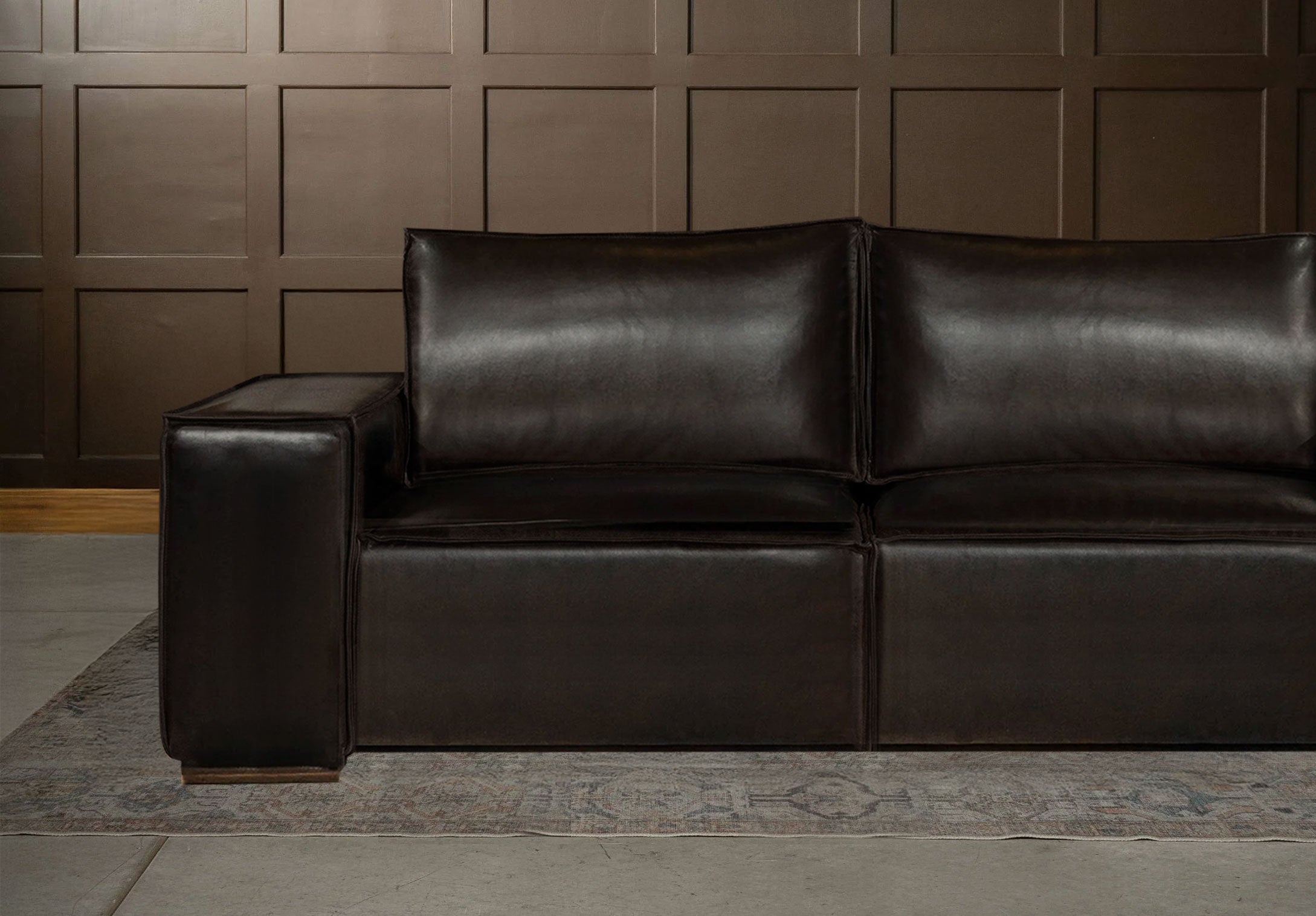 Sofá Sora Cuero Trufa