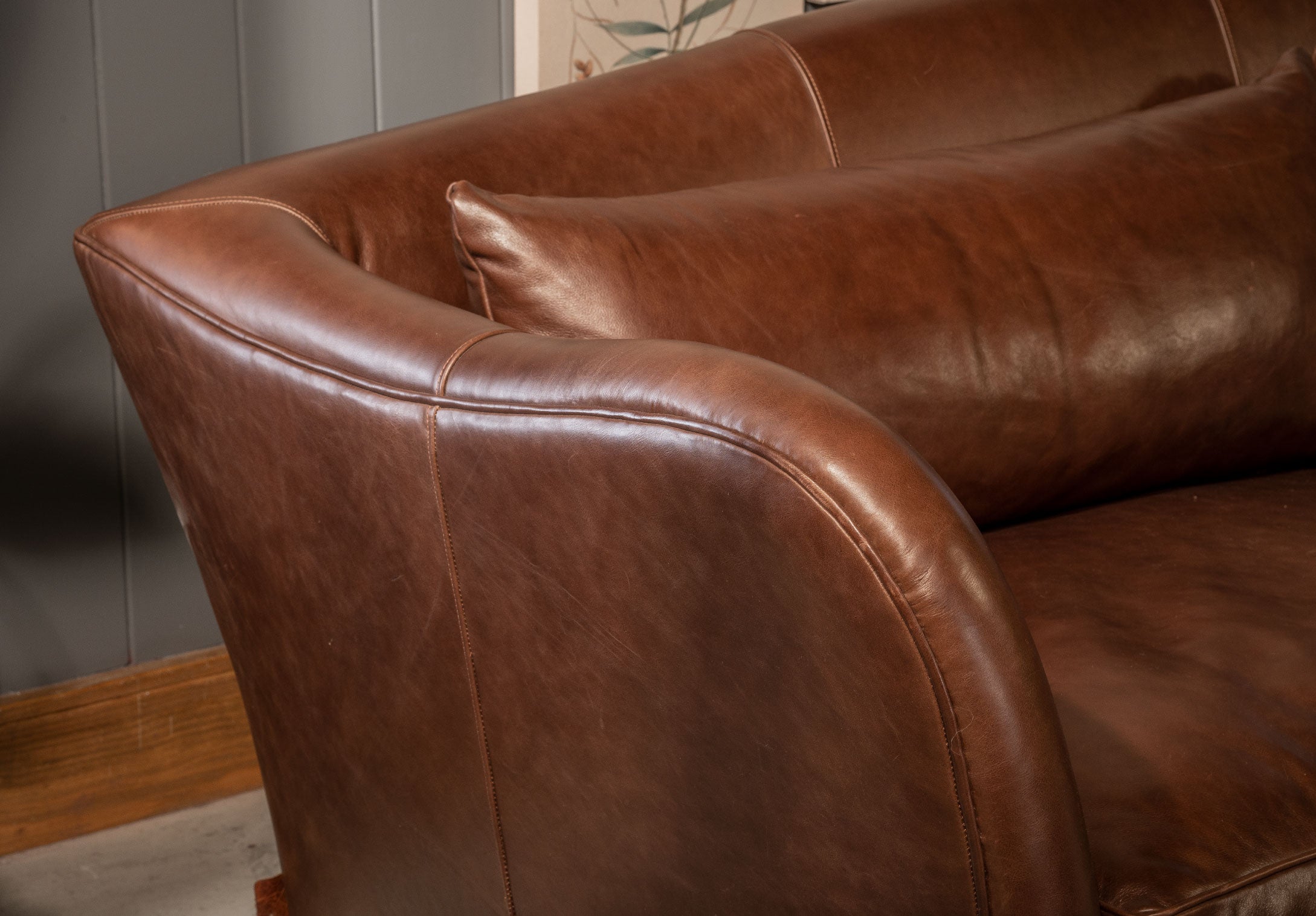 Sofá Florencia Cuero