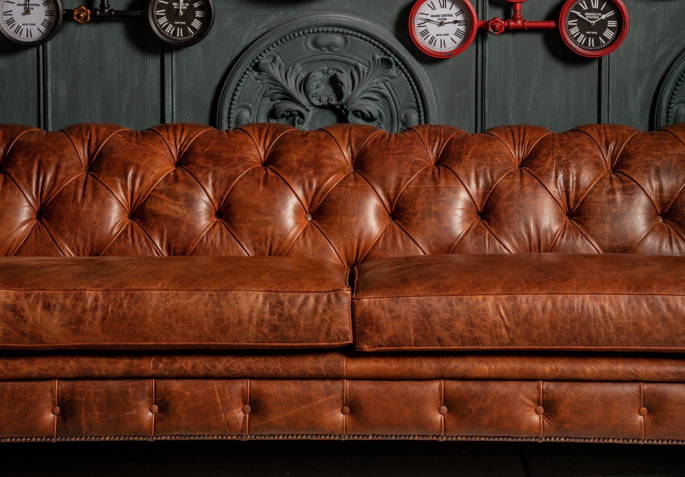 Sofá Capitello en Cuero