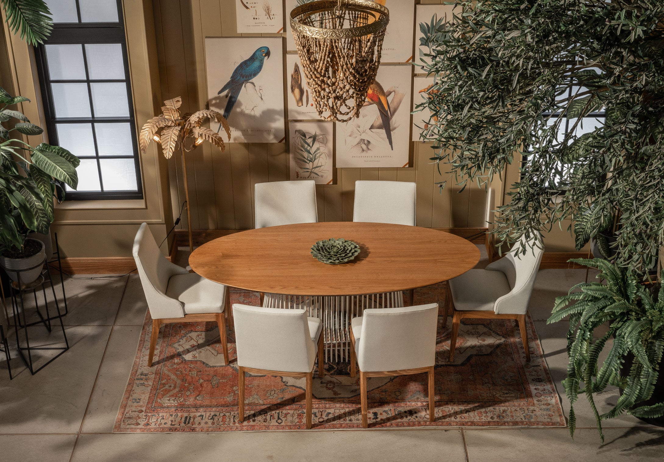 Mesa de Comedor Latina Ovalada