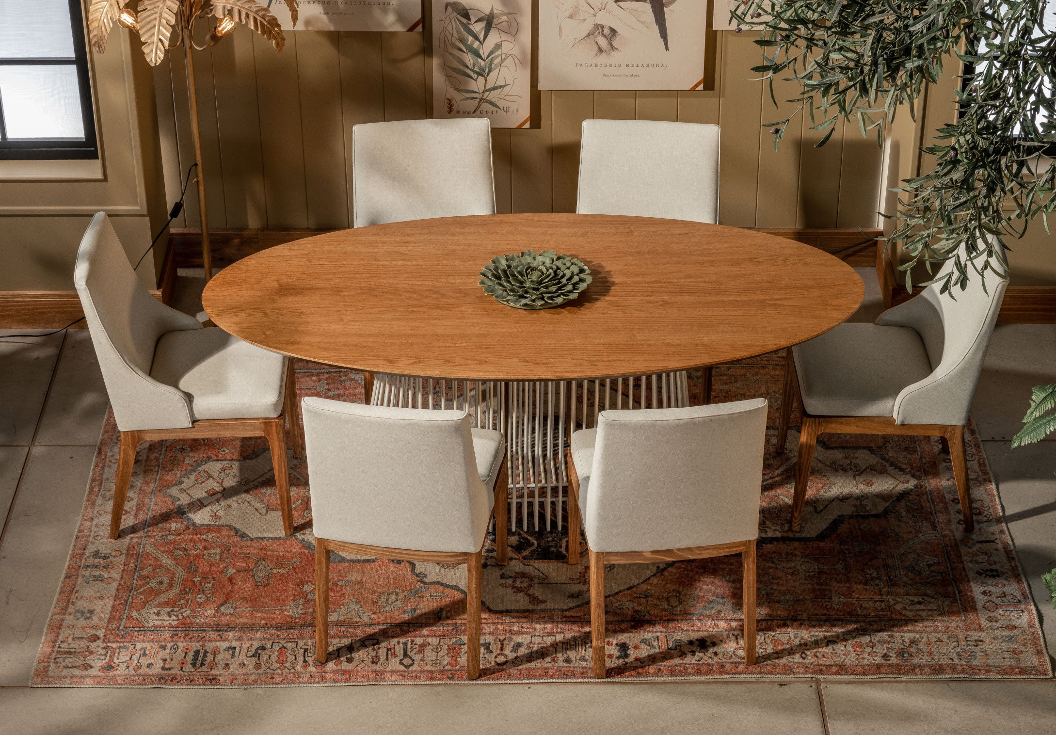 Mesa de Comedor Latina Ovalada