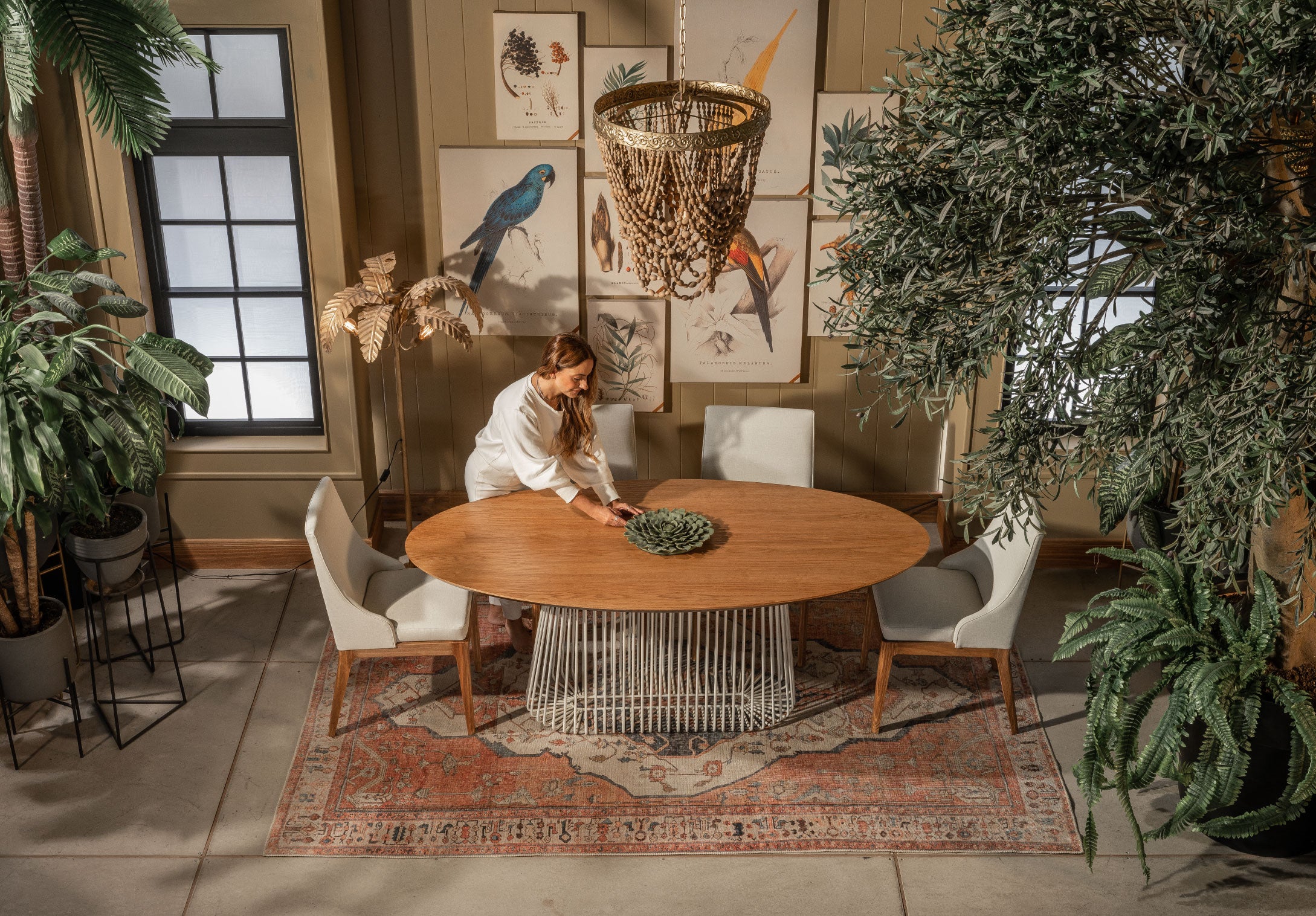 Mesa de Comedor Latina Ovalada