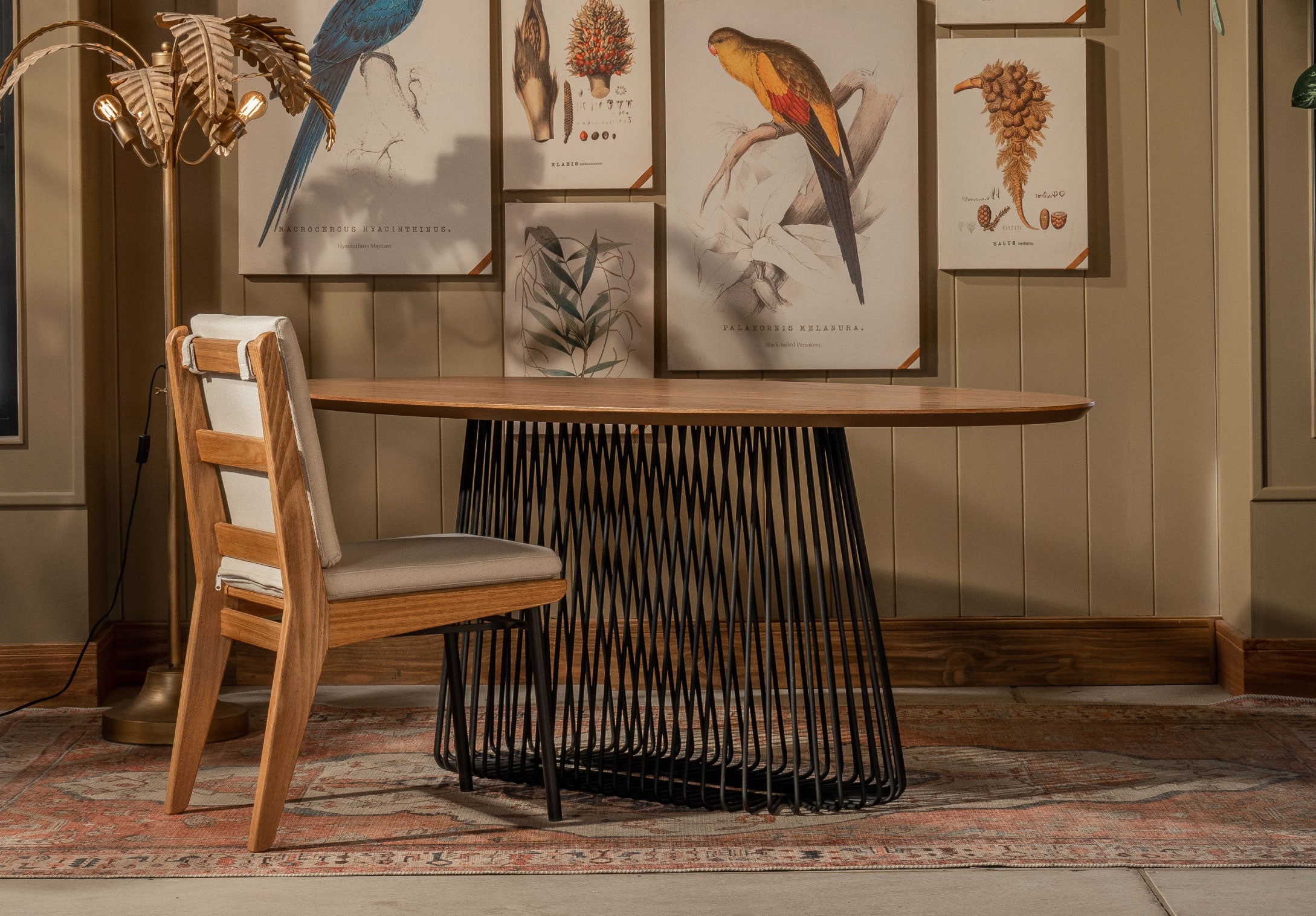 Mesa de Comedor Latina Ovalada