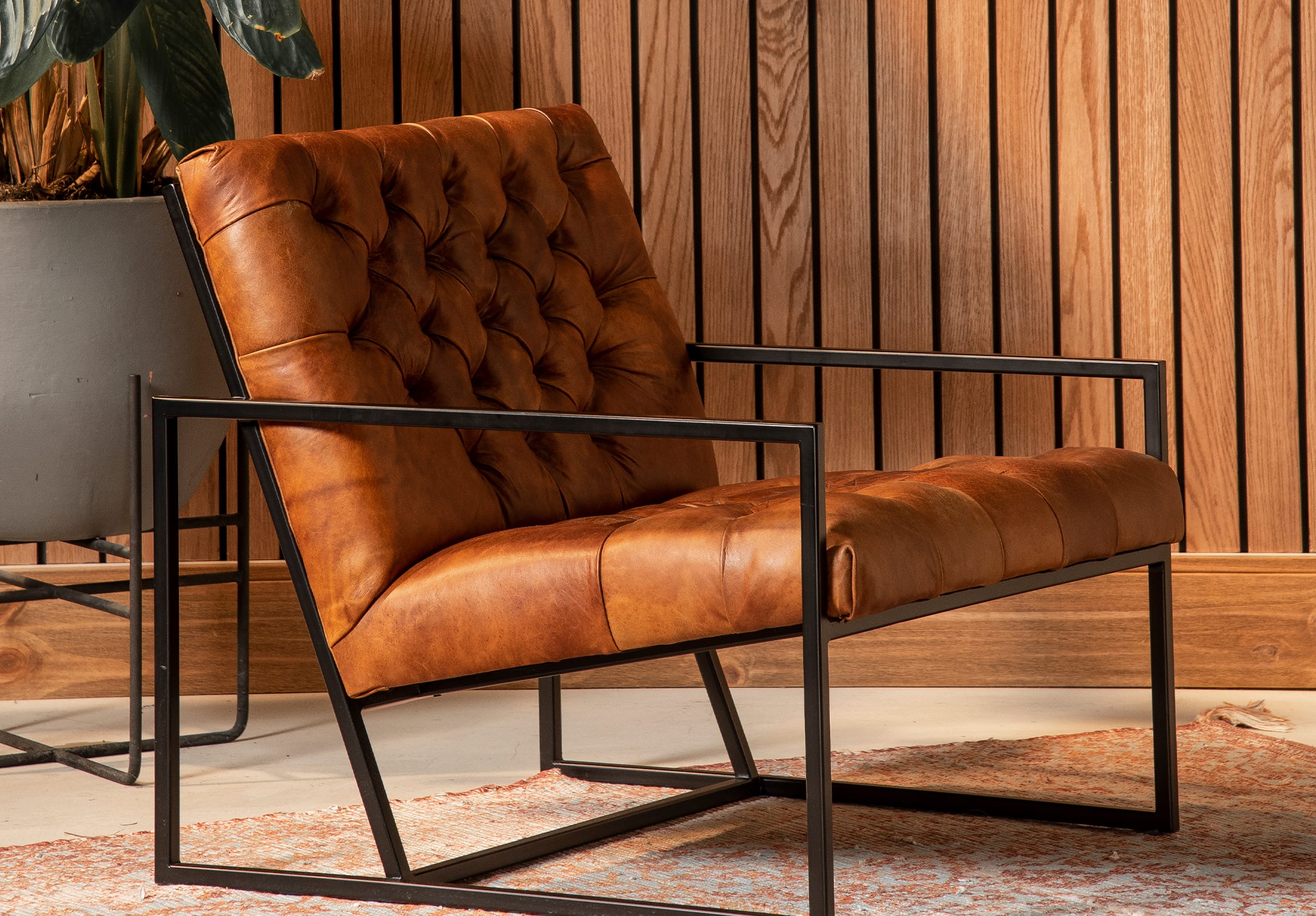 Producto para sala silla ferrara capitoneada en cuero 3house