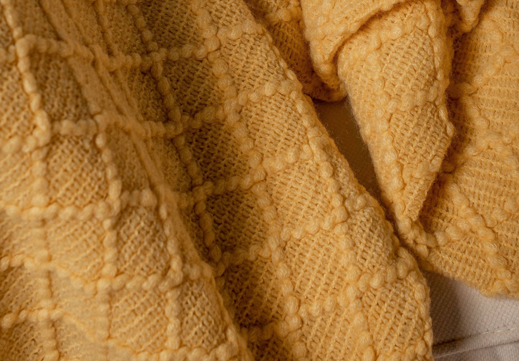 Mantas Diamond Weave