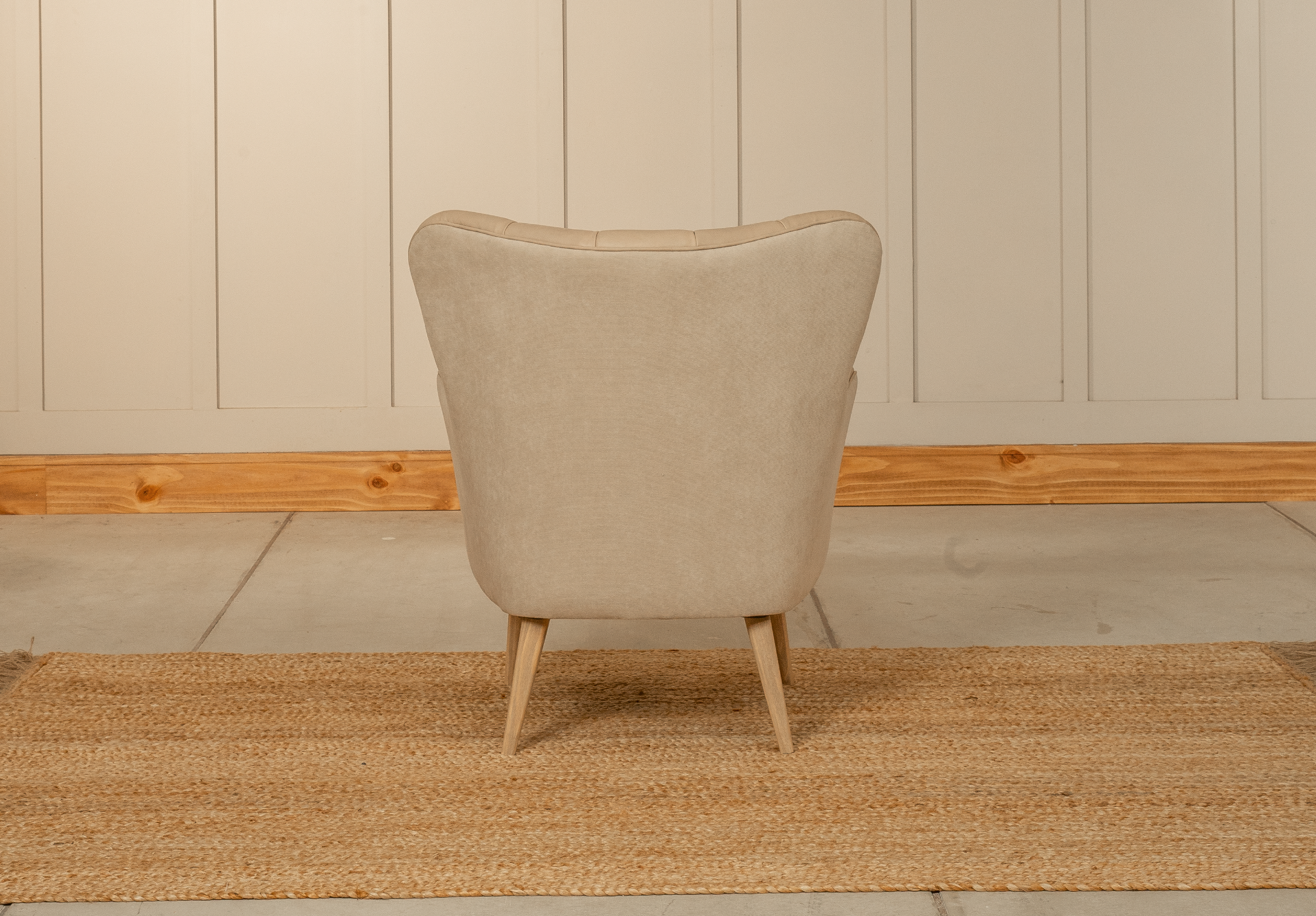 Silla Madonna Shell con Brazos Cuero