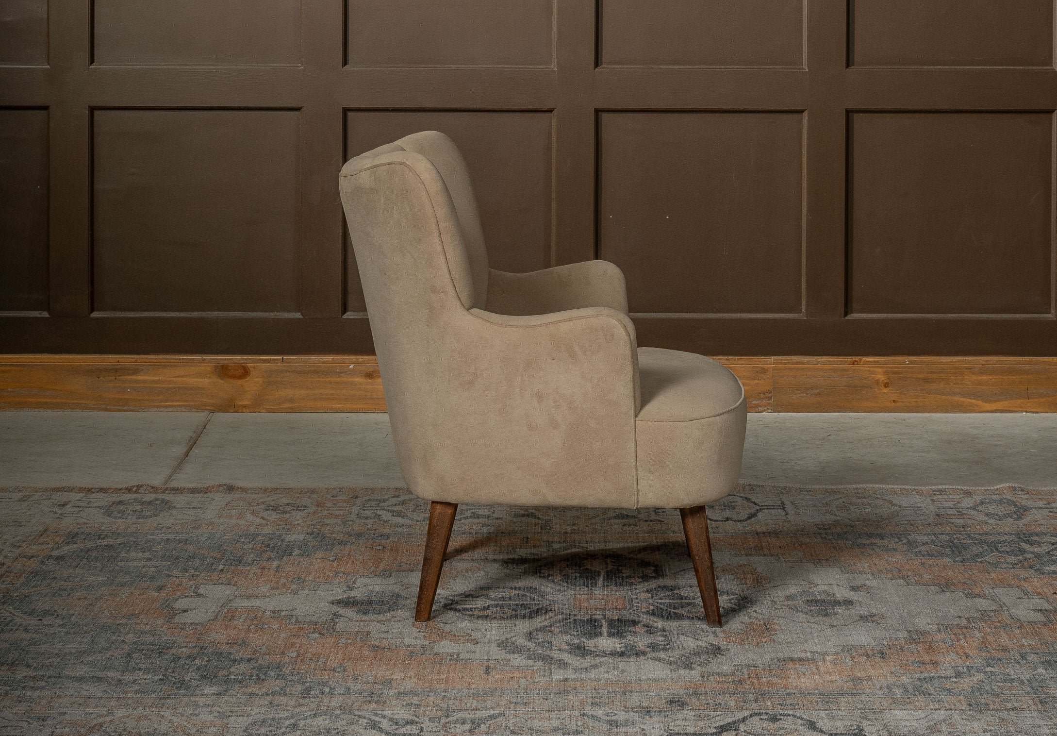 Silla Madonna Shell con Brazos Tela